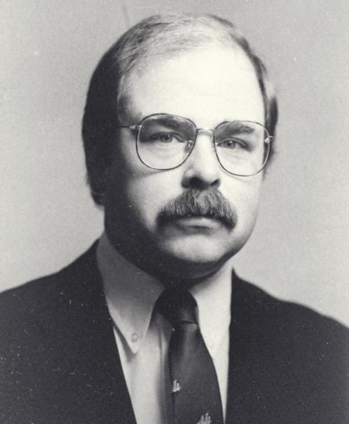 Dr. Paul Killen's first faculty photo - 1987